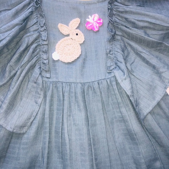 Girls size 5 customized wing dress - Picture 2 of 3